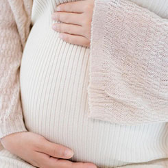 通过平台租赁-手🤸‍♂️机转寄-中介放🇧🇭◀款的方式，🛐租赁者成为了贷🚶◀